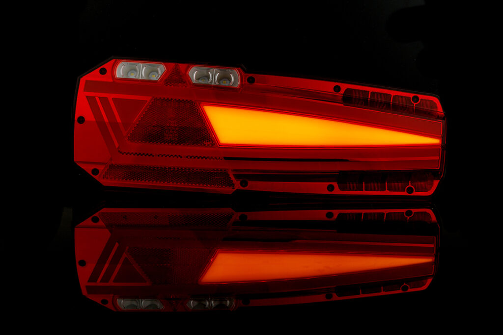 LZD 2650 Lampa zespolona tylna MAVIC z trójkątem odblaskowym