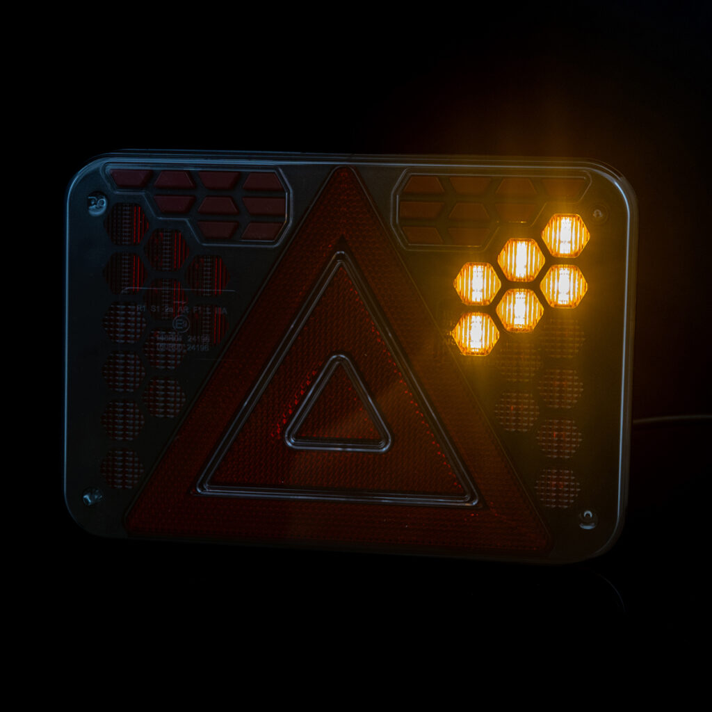 Tylna lampa zespolona LED HORUS HORPOL LZD 3391