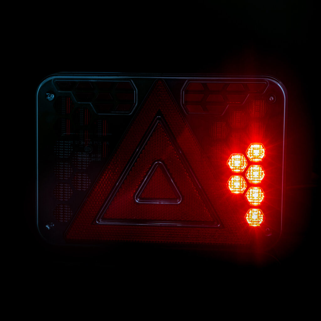 Tylna lampa zespolona LED HORUS HORPOL LZD 3391